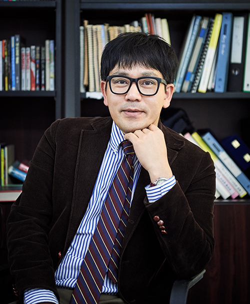 감독